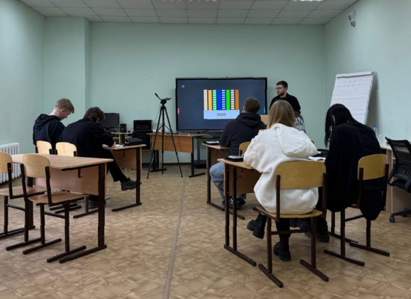 Сегодня оценивали педагогов на Всероссийском конкурсе «Мастер года» 🧑‍🏫